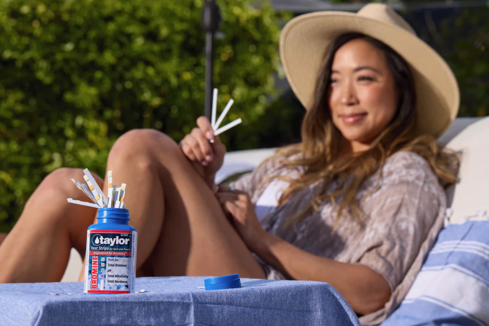 Bromine Test Strips for Pools & Spas - Image 5