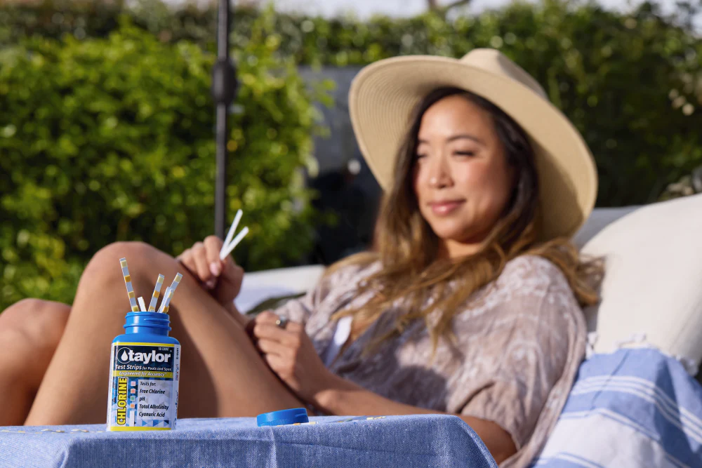Chlorine Test Strips for Pools & Spas - Image 5